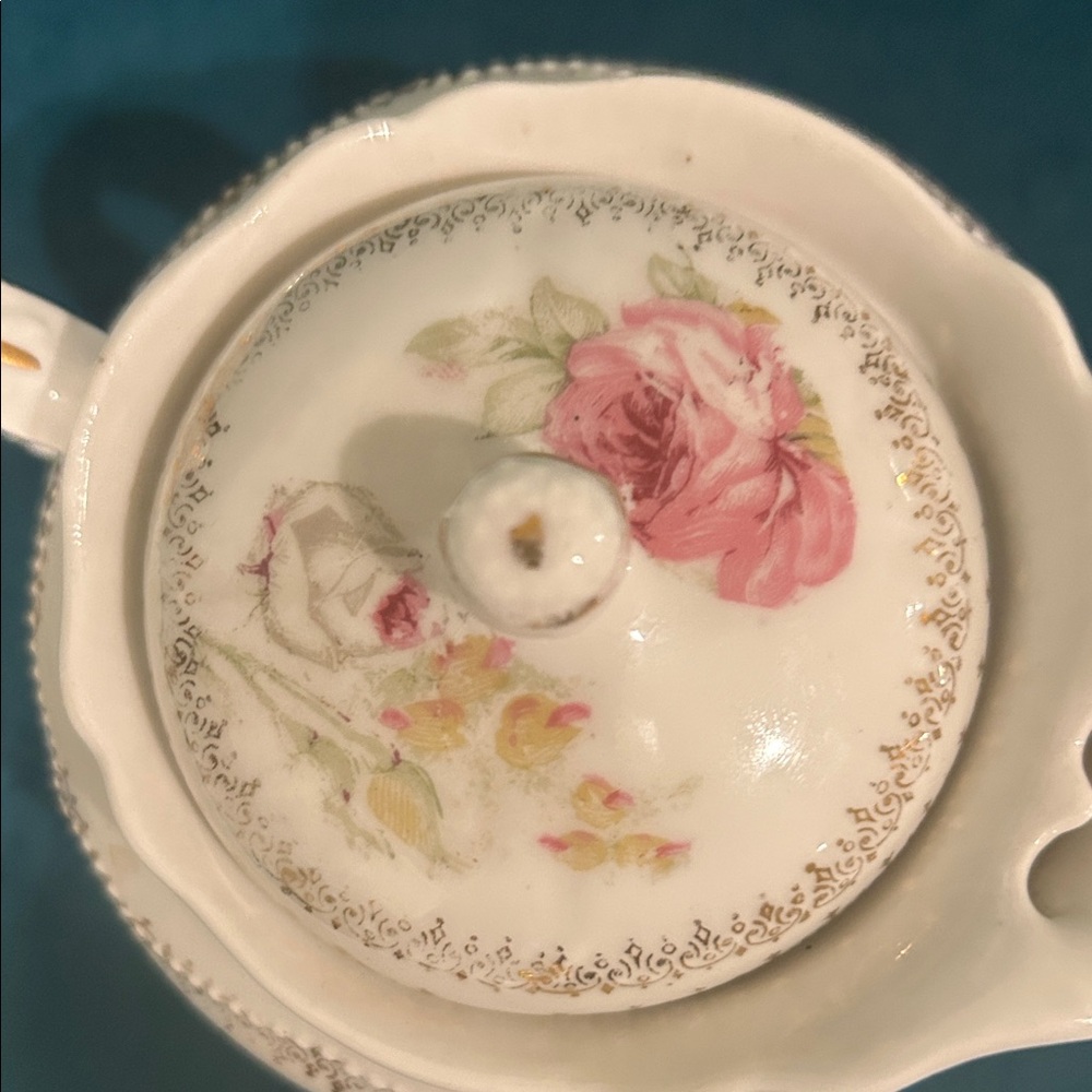 Vintage Royal Austria O&EG CREAMER hand painted Roses Floral Gold Trim - Picture 5 of 5